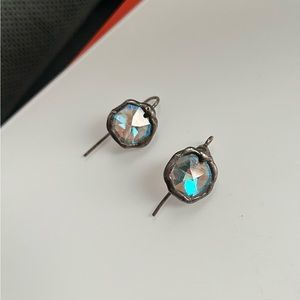 Made in Italy 100% sterling silver earrings with iridescent blue stone